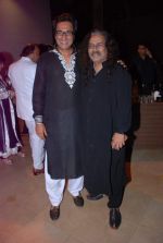 Hariharan, Talat Aziz at Talat Aziz concert in Blue Sea on 13th May 2012 (178).JPG